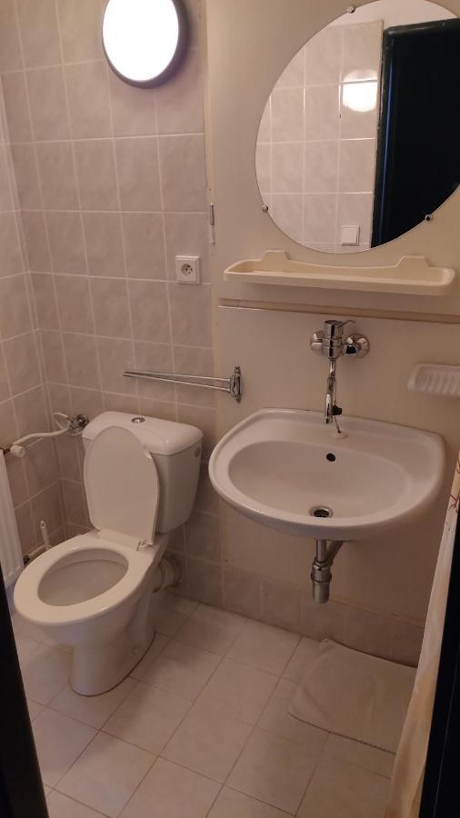 Valašské Meziříčí Hotel Apollo מראה חיצוני תמונה